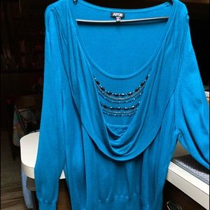 Lightweight sweater